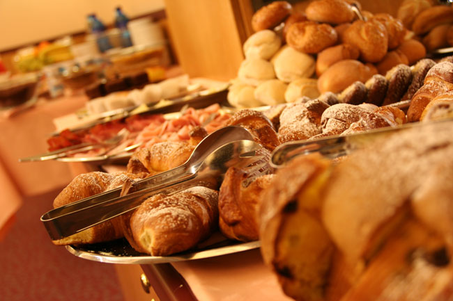 breakfast time!